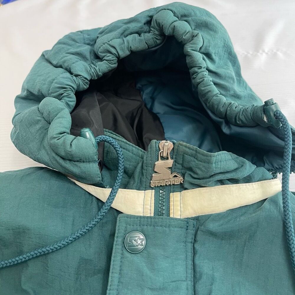 STARTER Philadelphia Eagles Dark Green Hooded Puffer Jacket with Team Logo - Picture 13 of 13